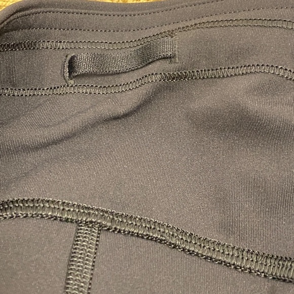 Lululemon Women Running tights Leggings Lot of 2 Sz 4 Reflective Inseam: 24 + 20 - Picture 12 of 16